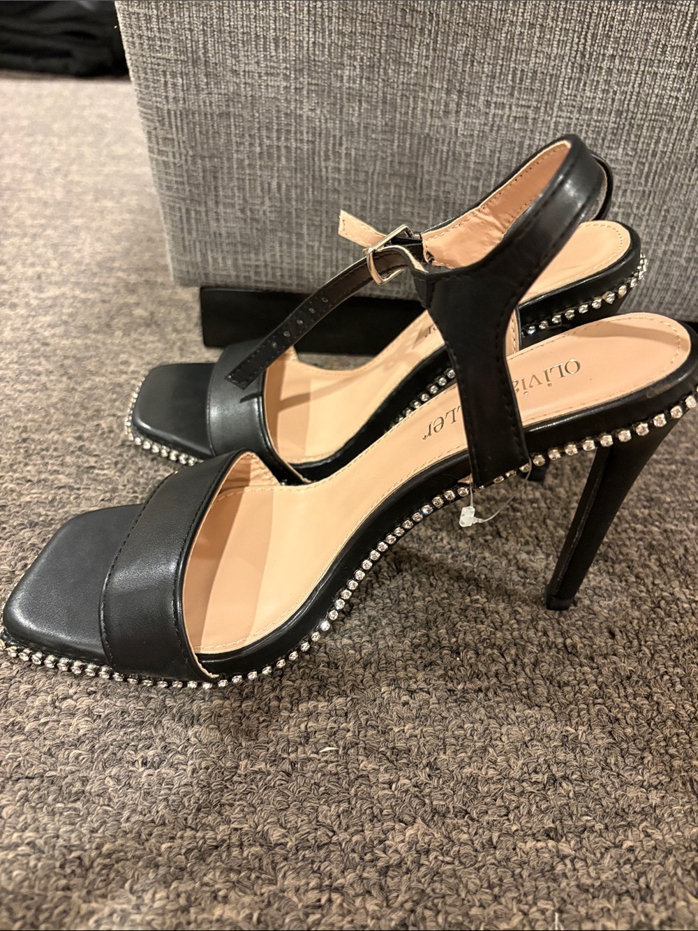 NWOT Women’s Olivia Miller Black Rhinestone Ankle-Strap Square-Toe Heels Sandals